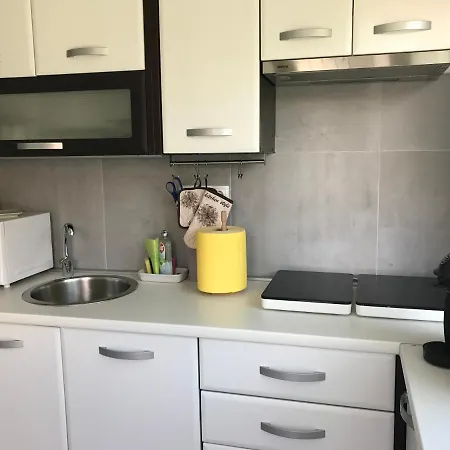 Aquamarin, Blizu Mora S Pogledom Na More, Za Do 6 Osoba Apartamento
