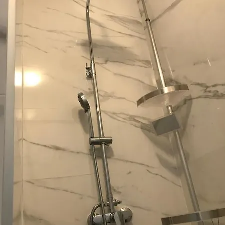 Aquamarin, Blizu Mora S Pogledom Na More, Za Do 6 Osoba *